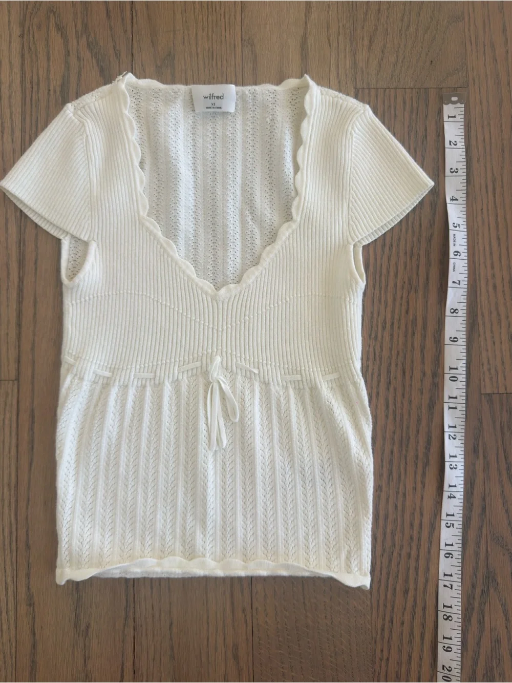 Aritzia Wilfred Cream Knit V-Neck Tie-Waist Crop Top - X-Small - Picture 3 of 6